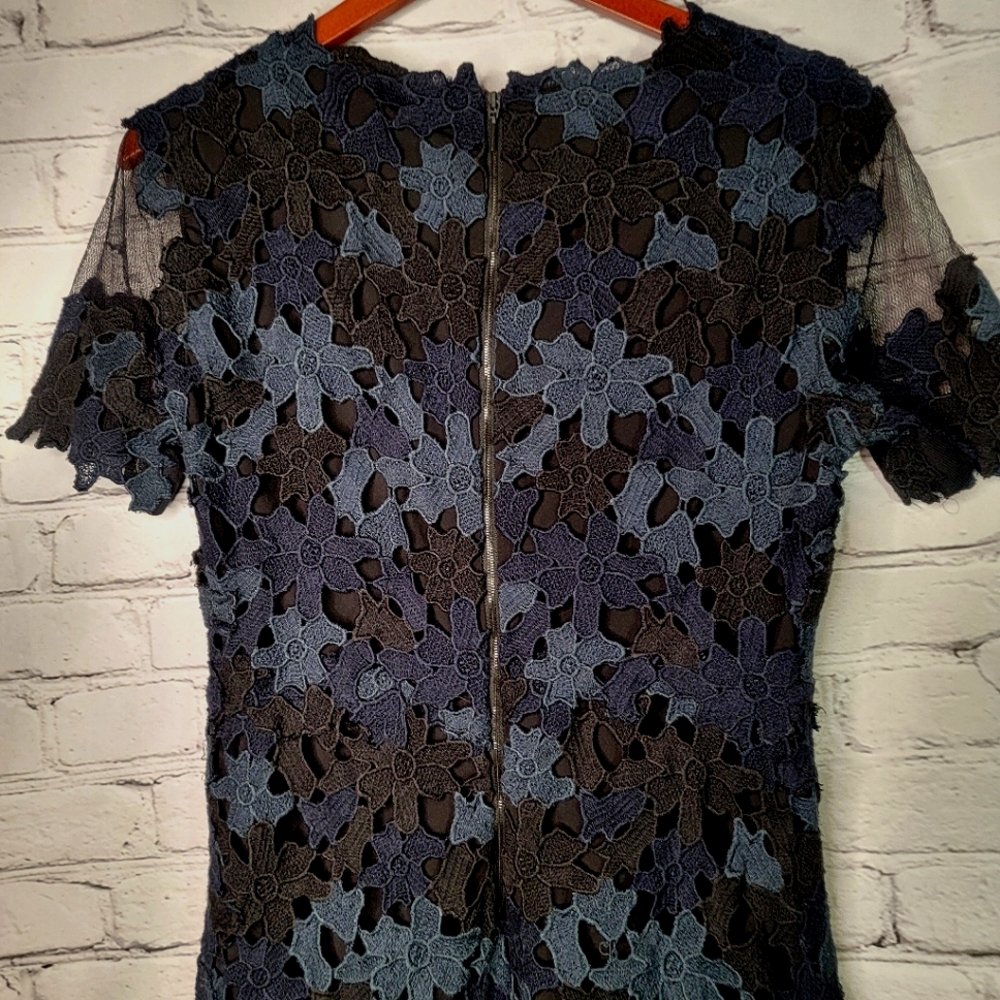 Elie Tahari Ophelia black navy Lace Dress- Sz 10 Like New - Picture 7 of 13